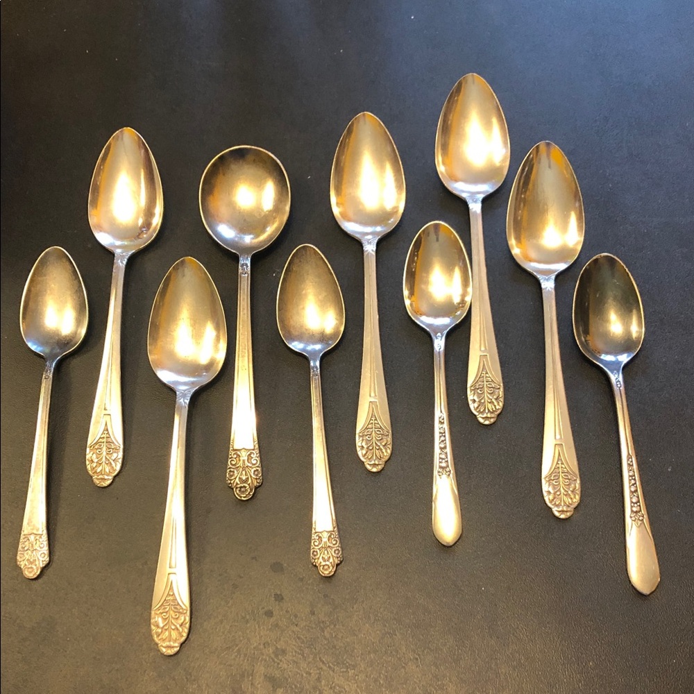 Vintage Ornate Silverplate Spoons - Set of 10